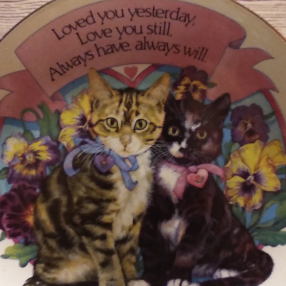 Vintage heirloom plate by Paula